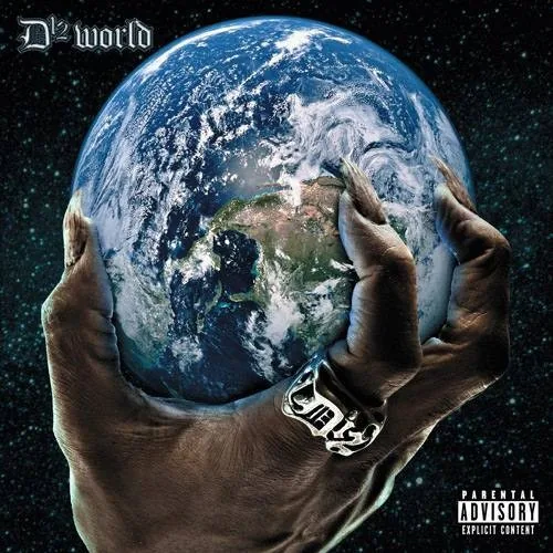 D12 Worldの公式アルバムアート。手の上に浮かぶ地球。