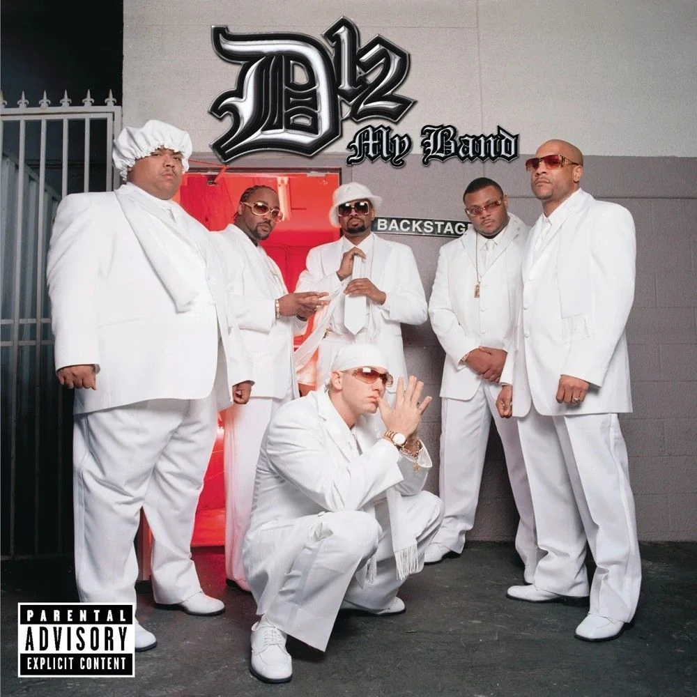 白いスーツのD12の6人とD12・My Bandのタイトル