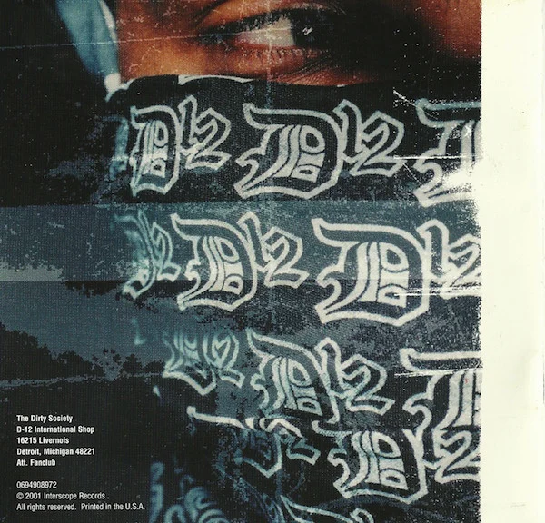 2001年ブックレットのD12ロゴとレーベル・クレジット