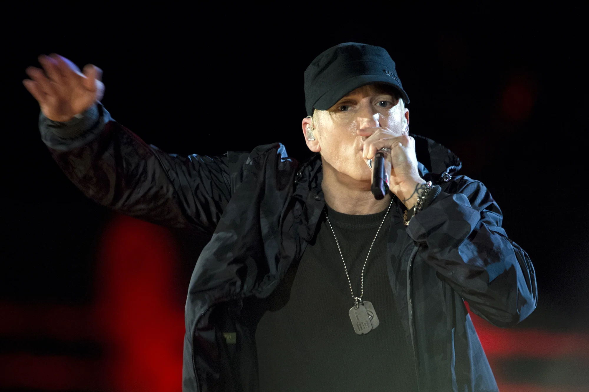 2014年、ステージ上のEminem。2020年の撮影ではない。